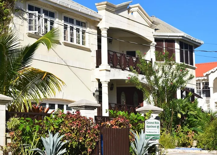 Coconut Walk Beach Apartment